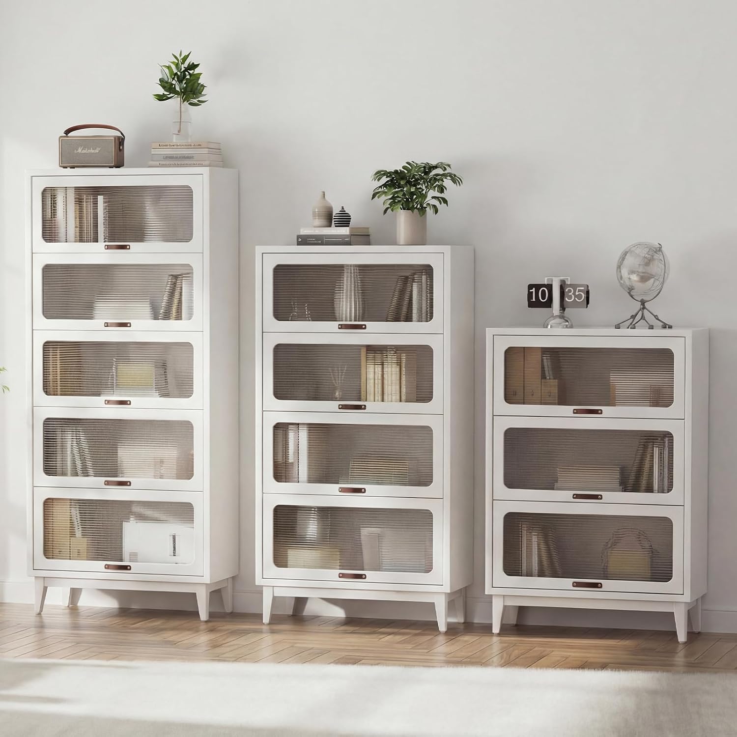 60'H Solid Wood Bookcase,4 Tie - Collectible Collection recensione e prezzo