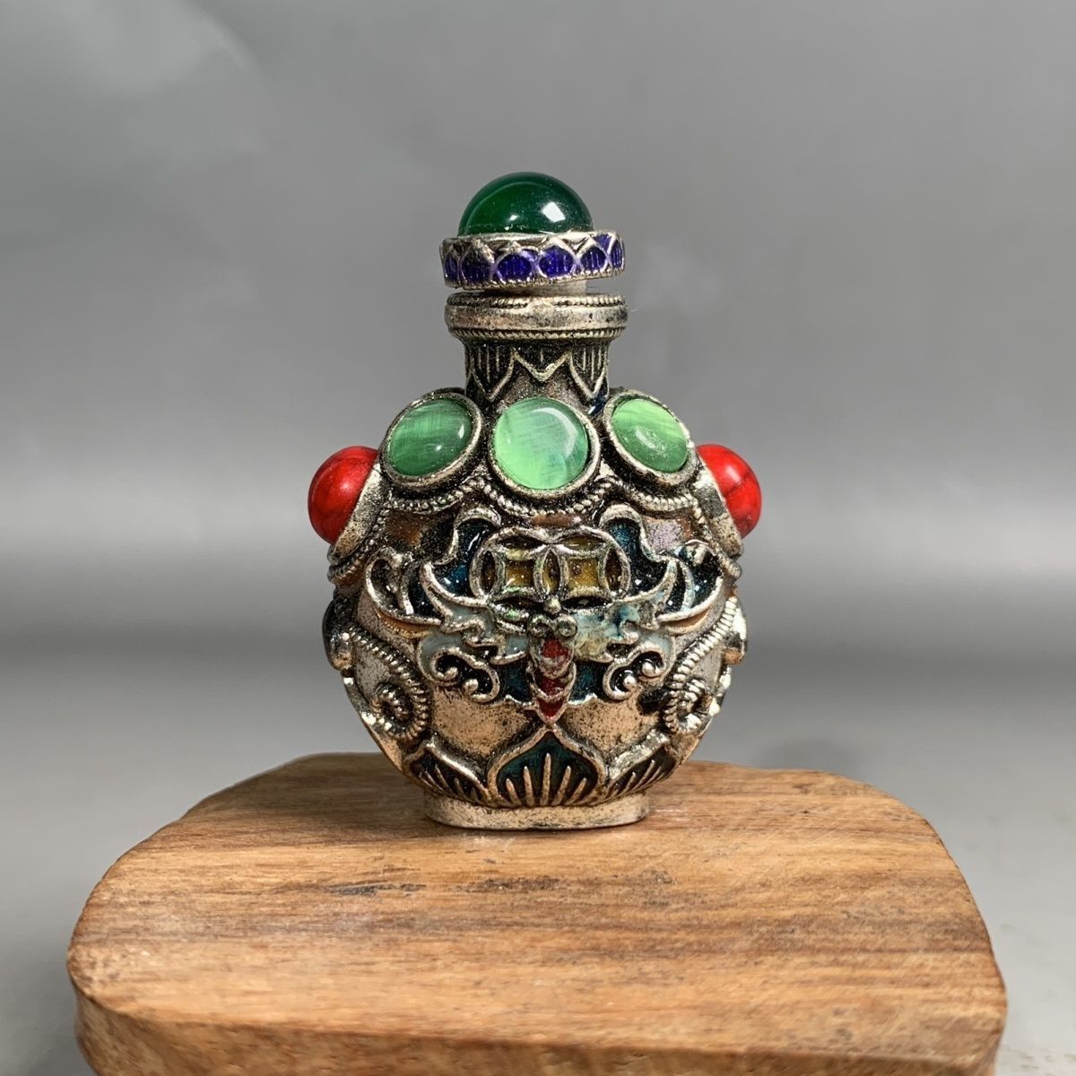 Vintage Cloisonne Bronze Snuff - Vintage Collectible Bottles recensione e prezzo