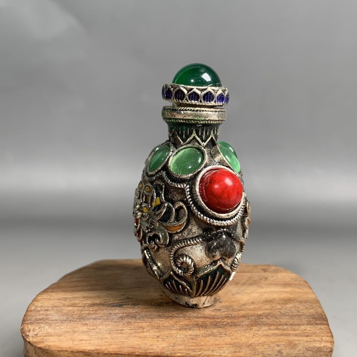 Vintage Cloisonne Bronze Snuff - Vintage Collectible Bottles recensione e prezzo