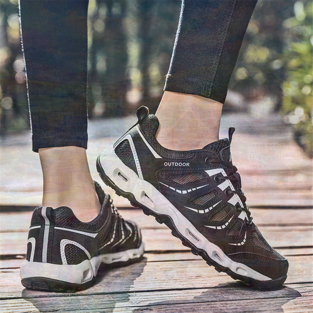 Sumer Round Tip Silver Sneaker - Vintage Collectible Show recensione e prezzo